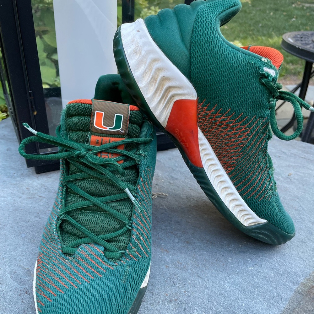 Men’s University of Miami Adidas pro bounce shoe green size 8